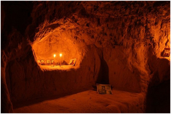 2 Aralık Kutsal Babamız “Dirilen” Atanasiyus, Kiev Mağaralarının Münzevisi 